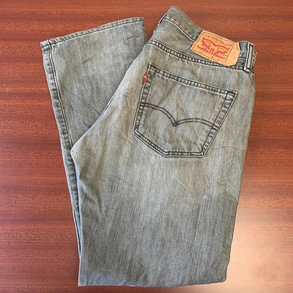 Levi's 501 Jeans - Picture 1 of 4